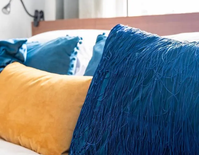 Zachodnia Station Serviced شقة وارسو